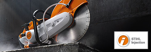 Fuel injection makes it an industry first. 